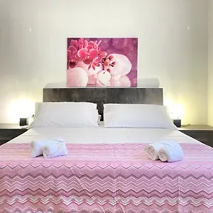 https://casadifederica.sicilyhotelsitaly.net